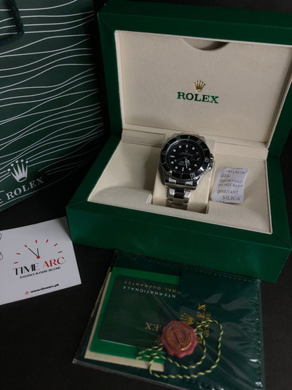 Rolex Submariner Black Edition - Time Arc