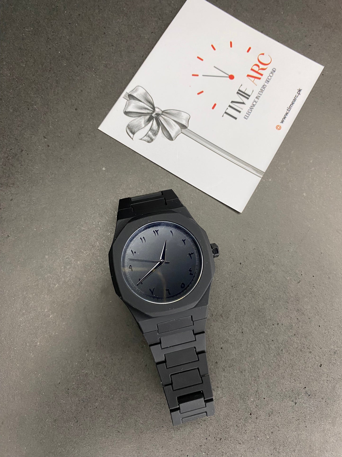 Black Arabic Aura Watch